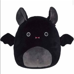 ISO: EMILY BAT SQUISHMALLOW!!!